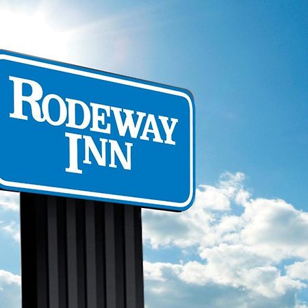 Rodeway Inn Harlan Экстерьер фото