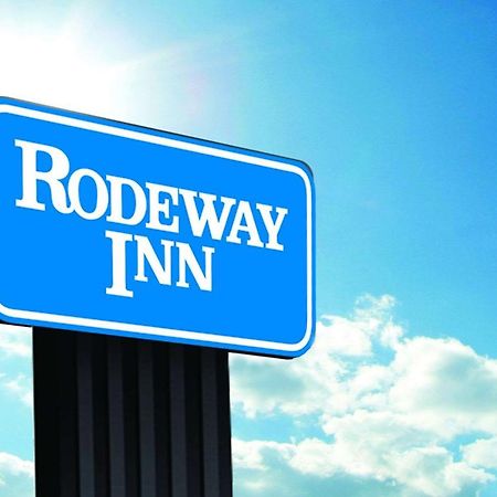 Rodeway Inn Harlan Экстерьер фото